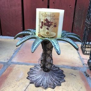 Metal Palm Candle Holder Size 6X7.5